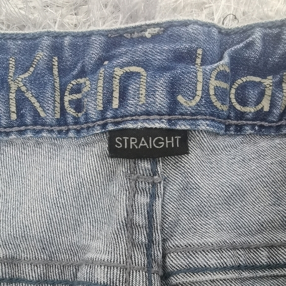Calvin Klein Jeans Women's 6 Straight Reg Mid Jeans - Picture 12 of 13